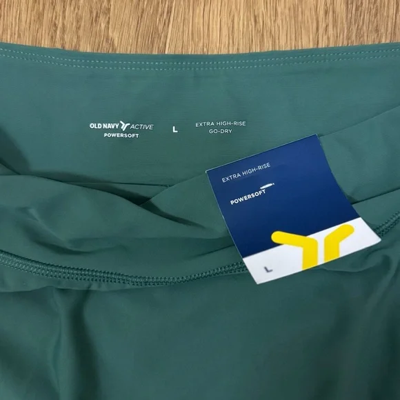 Old Navy NWT Powersoft Tennis Skort - Picture 4 of 6